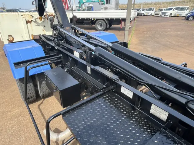 日野 レンジャー BDG-FD7JGWA(2WD)の写真28