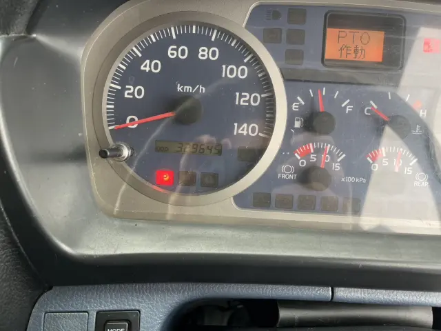 日野 レンジャー BDG-FD7JGWA(2WD)の写真40