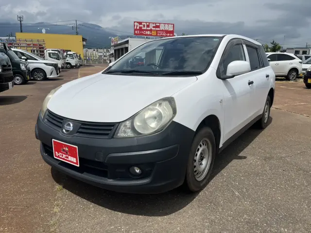 日産 AD DBF-VZNY12(4WD)の写真1