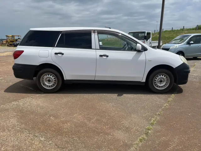 日産 AD DBF-VZNY12(4WD)の写真4