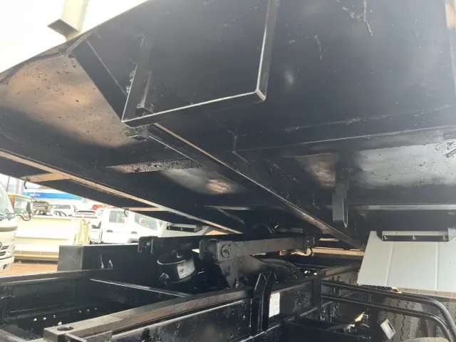 いすゞ フォワード TKG-FRR90S1(2WD)の写真34