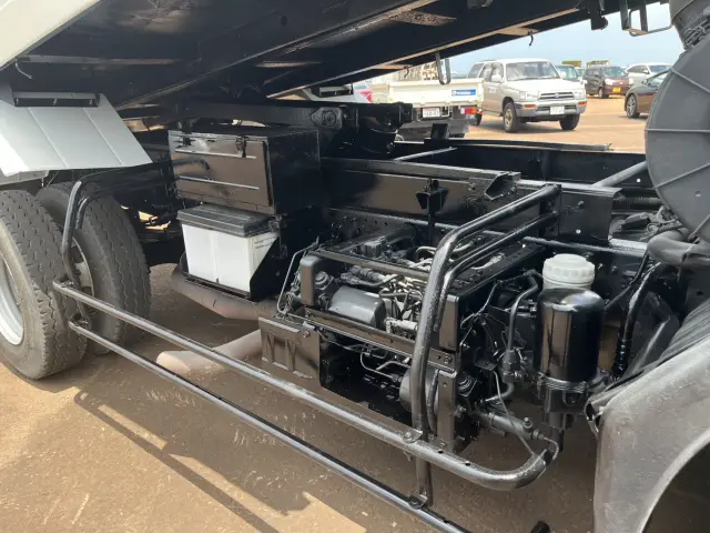 いすゞ フォワード TKG-FRR90S1(2WD)の写真35