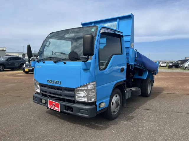 いすゞ エルフ TDG-NKS85(4WD)の写真1