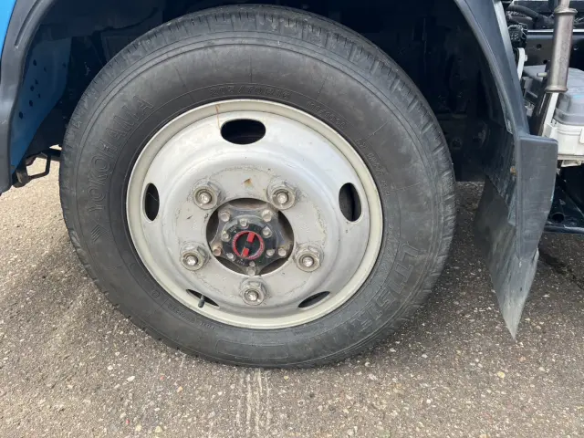 いすゞ エルフ TDG-NKS85(4WD)の写真18