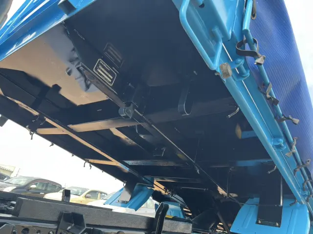 いすゞ エルフ TDG-NKS85(4WD)の写真20