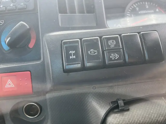 いすゞ エルフ TDG-NKS85(4WD)の写真25