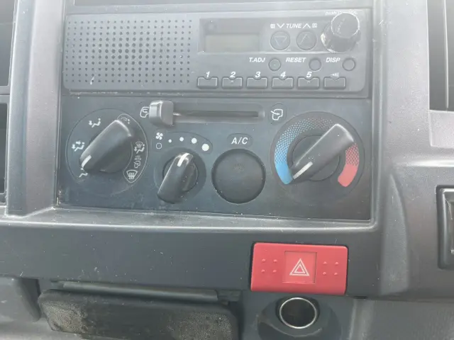 いすゞ エルフ TDG-NKS85(4WD)の写真26