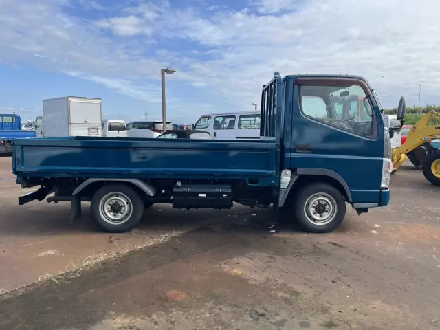 三菱 キャンターガッツ PDG-FD70B(4WD)の写真4