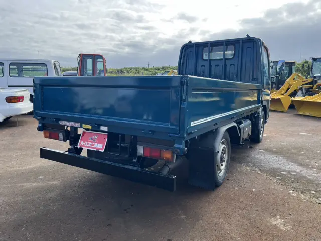 三菱 キャンターガッツ PDG-FD70B(4WD)の写真5