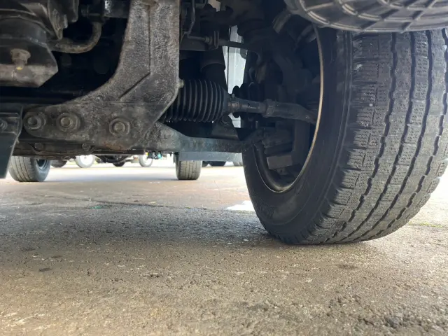 三菱 キャンターガッツ PDG-FD70B(4WD)の写真18