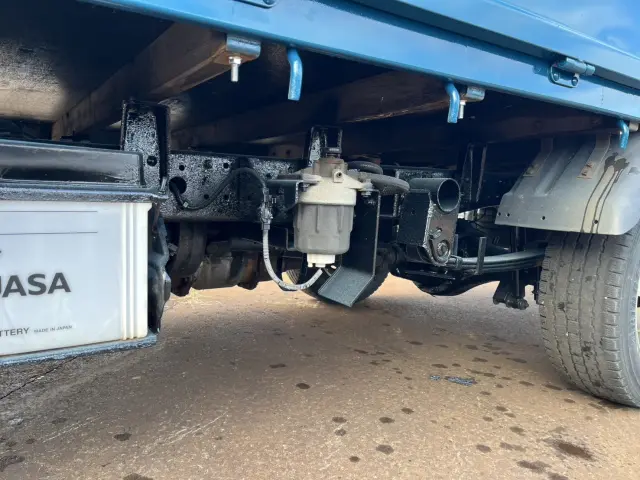 三菱 キャンターガッツ PDG-FD70B(4WD)の写真22