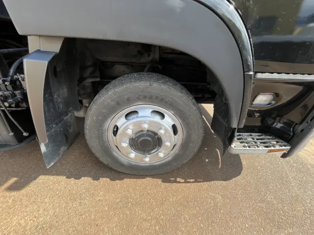 UD クオン ADG-CG4ZA(8x4)の写真21