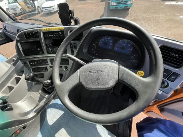 UD クオン ADG-CG4ZA(8x4)の写真32