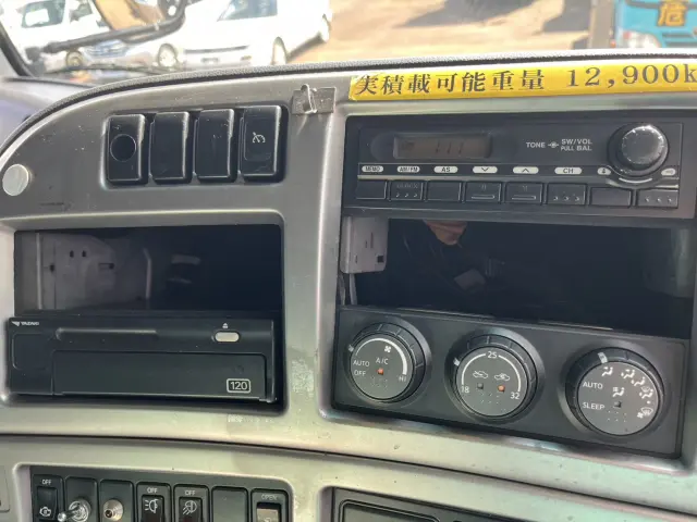 UD クオン ADG-CG4ZA(8x4)の写真38