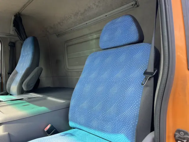 UD クオン ADG-CG4ZA(8x4)の写真42