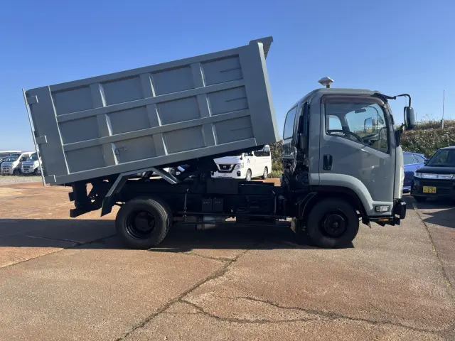 いすゞ フォワード TKG-FRR90S1(2WD)の写真4
