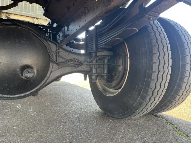 いすゞ フォワード TKG-FRR90S1(2WD)の写真11