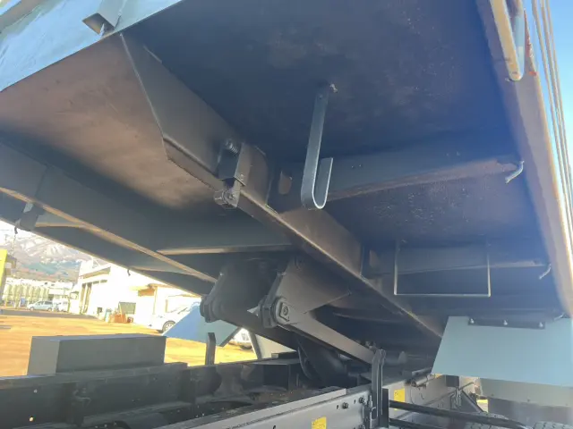 いすゞ フォワード TKG-FRR90S1(2WD)の写真14