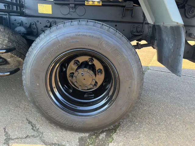 いすゞ フォワード TKG-FRR90S1(2WD)の写真16