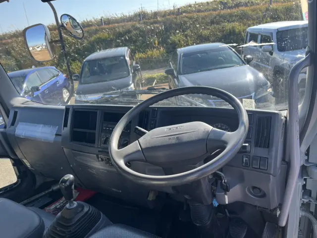 いすゞ フォワード TKG-FRR90S1(2WD)の写真20
