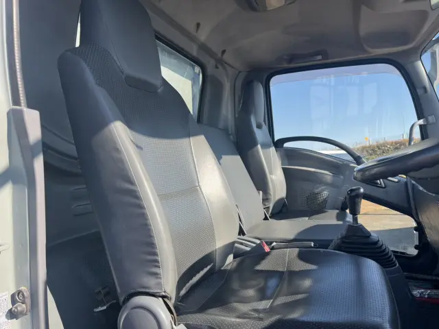 いすゞ フォワード TKG-FRR90S1(2WD)の写真22