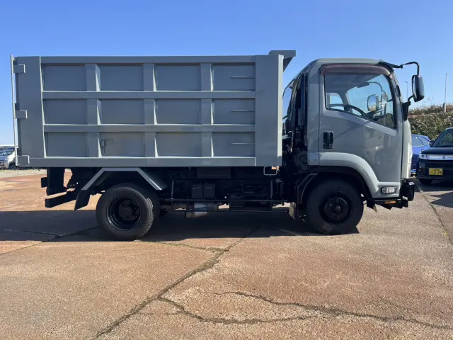 いすゞ フォワード TKG-FRR90S1(2WD)の写真36