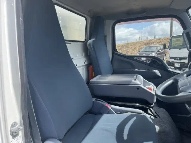 三菱 キャンター TKG-FGA20(4WD)の写真25