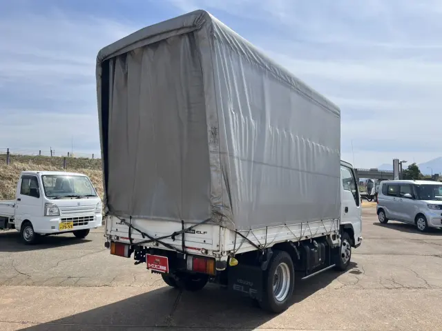 カーコンビニ倶楽部アイビーオートでは、お客様のカーライフの安心・安全をとことんサポート。|いすゞ エルフ TRG-NJR85A(2WD)の写真5