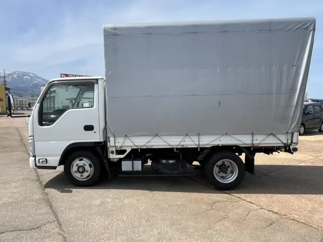 いすゞ エルフ TRG-NJR85A(2WD)の写真8