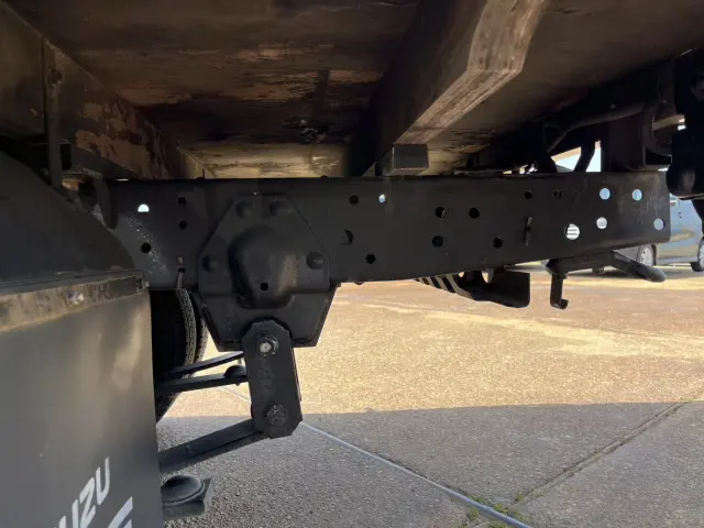 いすゞ エルフ TRG-NJR85A(2WD)の写真11