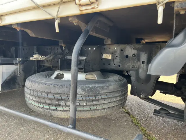 いすゞ エルフ TRG-NJR85A(2WD)の写真12