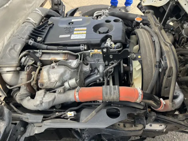 エンジン4JJ1|いすゞ エルフ TRG-NJR85A(2WD)の写真33