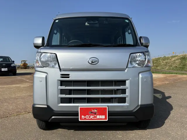 ダイハツ ハイゼットバン 3BD-S710V-ZBDF(4WD)の写真2