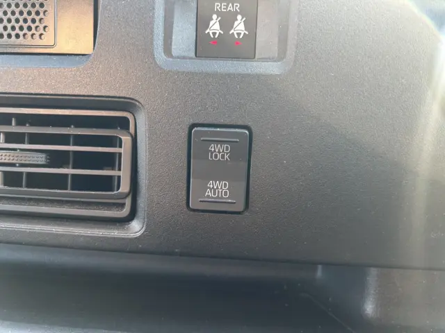 ダイハツ ハイゼットバン 3BD-S710V-ZBDF(4WD)の写真21