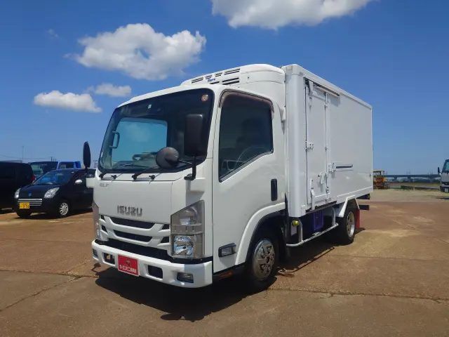 いすゞ エルフ TPG-NMR85N(2WD)の写真1