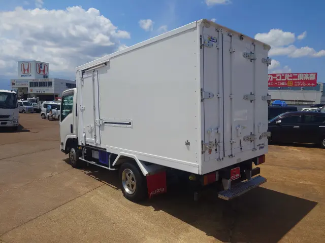 いすゞ エルフ TPG-NMR85N(2WD)の写真7