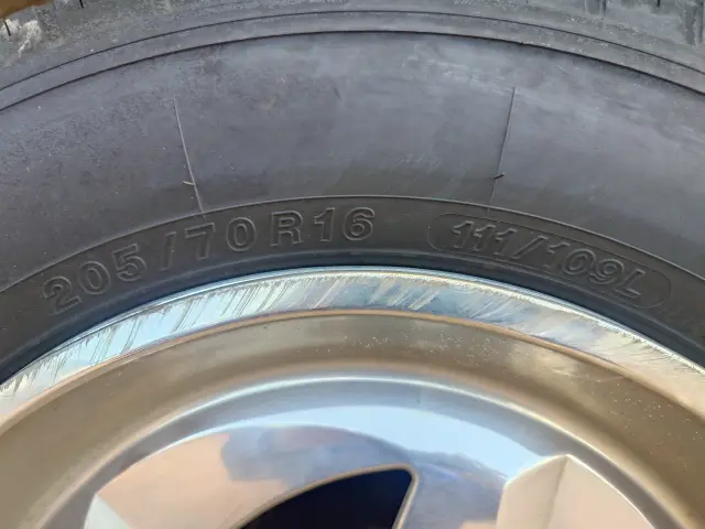 いすゞ エルフ TPG-NMR85N(2WD)の写真13