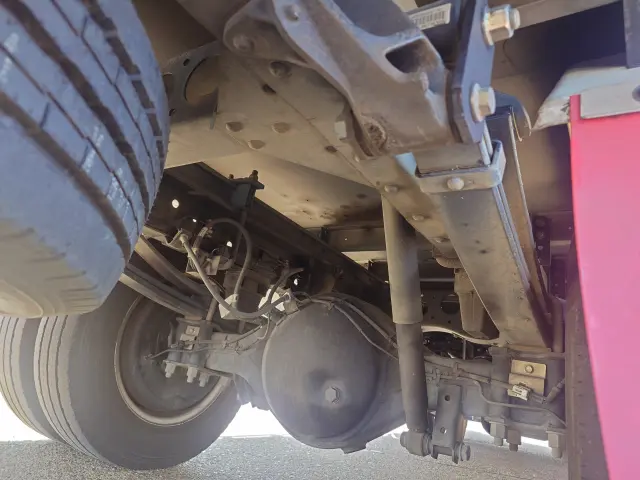いすゞ エルフ TPG-NMR85N(2WD)の写真18