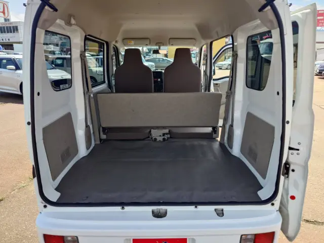 スズキ エブリイ HBD-DA17V(4WD)の写真32