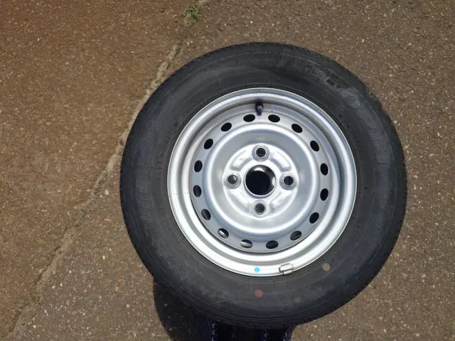 ノーマルタイヤ付き|スズキ エブリイ HBD-DA17V(4WD)の写真37