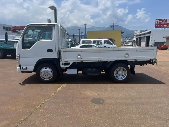 いすゞ エルフ TPG-NJS85A(4WD)の写真8