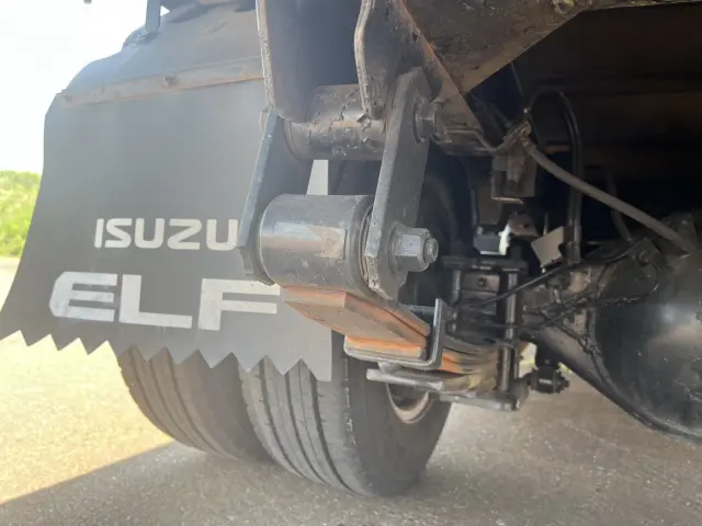 いすゞ エルフ TPG-NJS85A(4WD)の写真12
