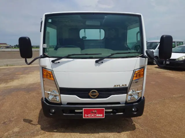 日産 アトラス SDG-SZ5F24(4WD)の写真2