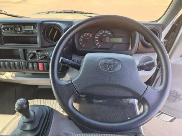 トヨタ ダイナ LDF-KDY281(4WD)の写真31