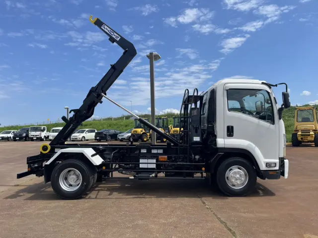 いすゞ フォワード PKG-FSR90S2(2WD)の写真3