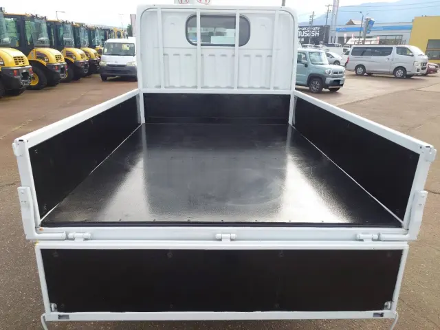 三菱 キャンターガッツ TKG-BSZ5F24(4WD)の写真10