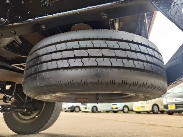 三菱 キャンターガッツ TKG-BSZ5F24(4WD)の写真17