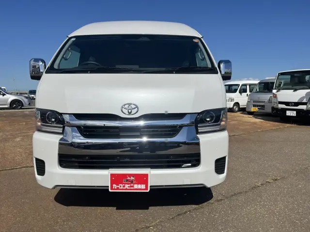 トヨタ ハイエース 3BA-TRH229W(4WD)の写真2