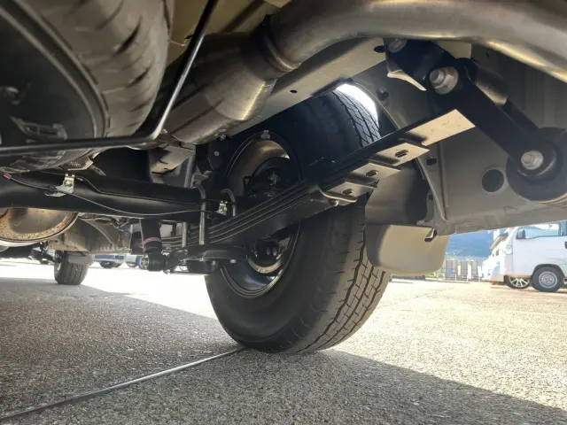 トヨタ ハイエース 3BA-TRH229W(4WD)の写真10