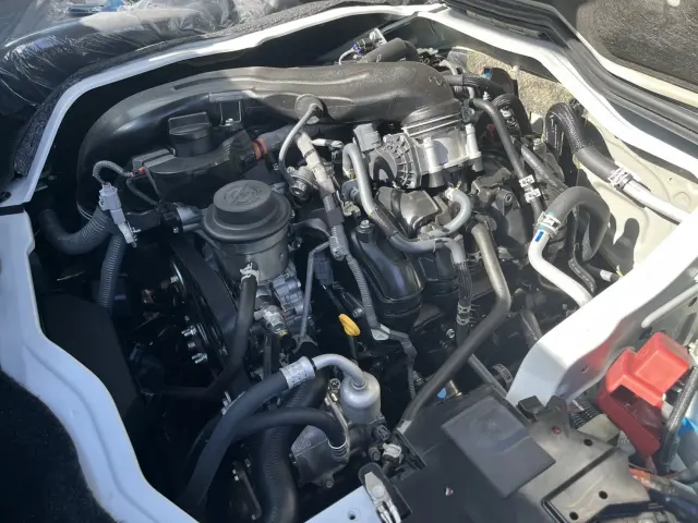 トヨタ ハイエース 3BA-TRH229W(4WD)の写真36